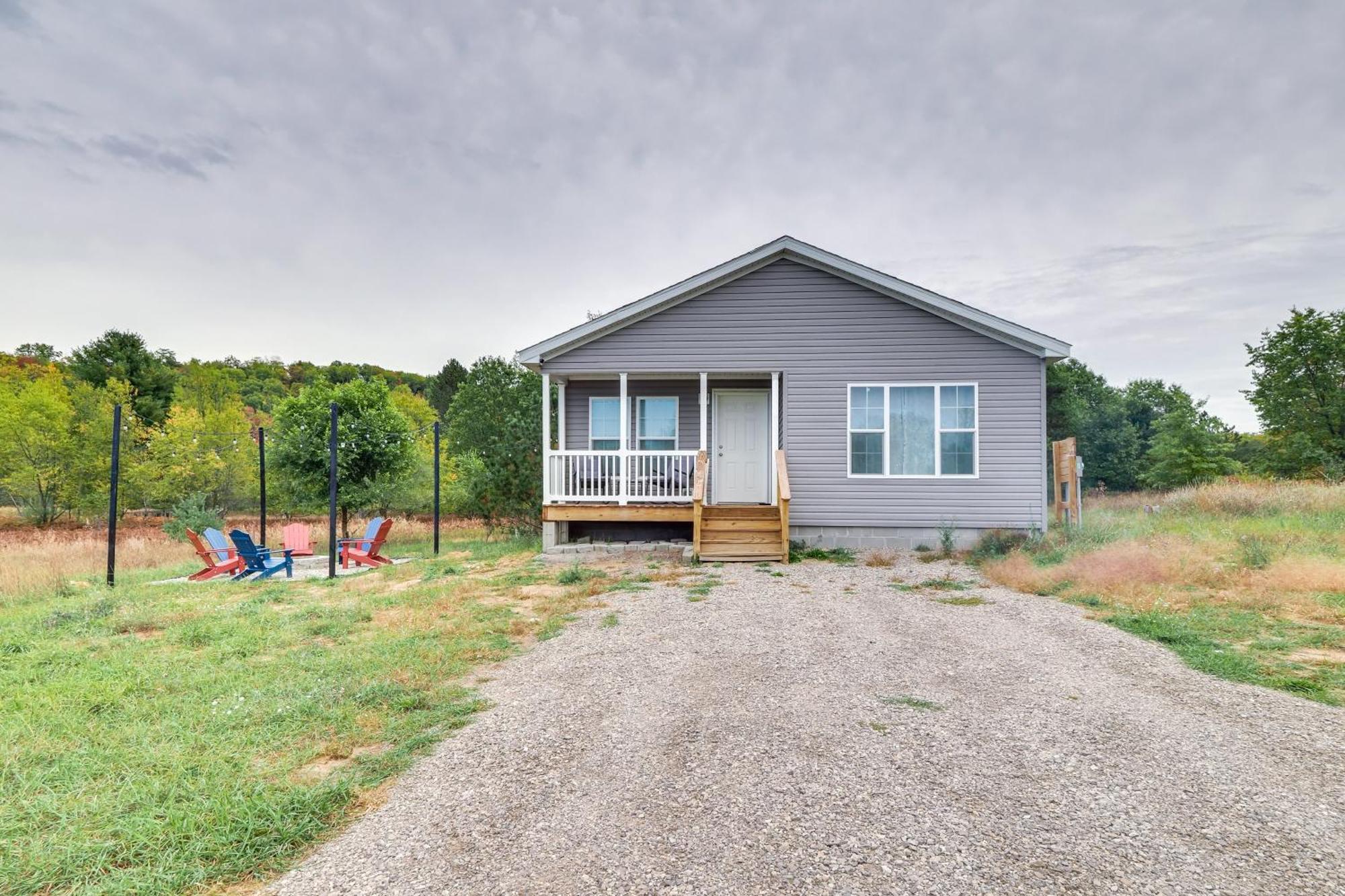 Family Home In Rapid City About 4 Mi To Torch Lake! מראה חיצוני תמונה